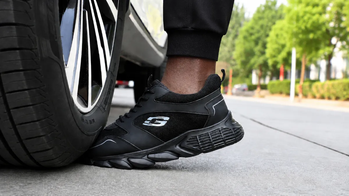 Sizing, US Conversion & How to Measure Your Foot